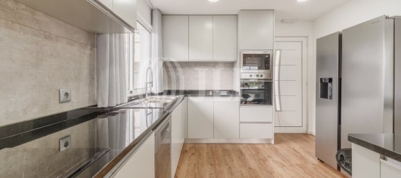 3 bedrooms Villa in Funchal, Portugal No. 133062 8