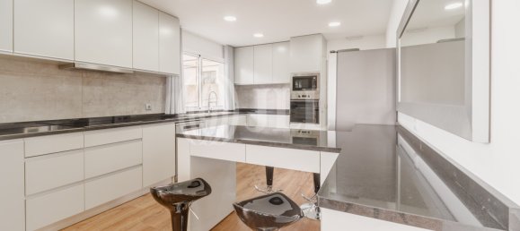 3 bedrooms Villa in Funchal, Portugal No. 133062 7