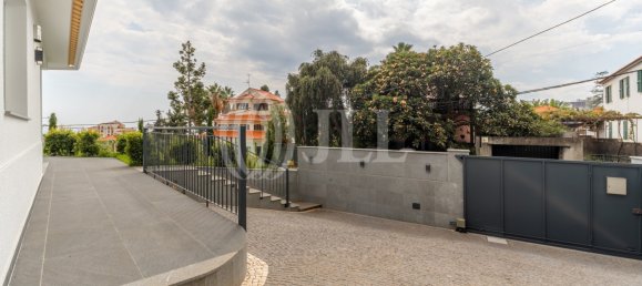 3 bedrooms Villa in Funchal, Portugal No. 133062 27