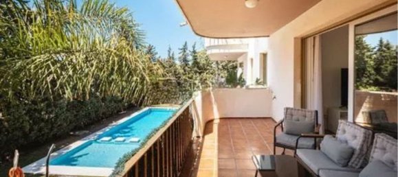2 bedrooms Apartment in Marbella, Spain No. 70729 4