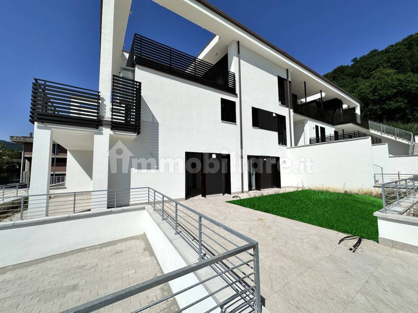 2 bedrooms Apartment in Florence, Italy No. 52126