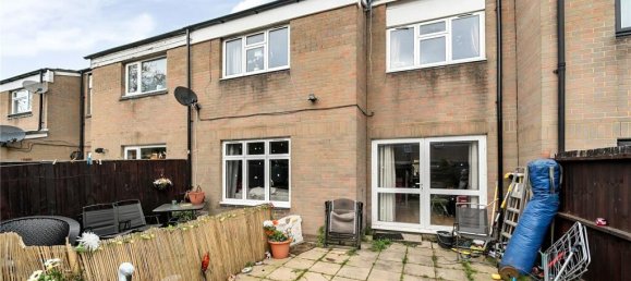 3 bedrooms House in London, United Kingdom No. 12217 8