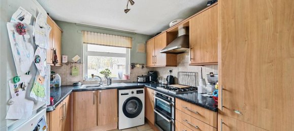 3 bedrooms House in London, United Kingdom No. 12217 4