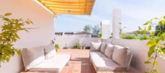 3 bedrooms Penthouse in Estepona, Spain No. 139868 2