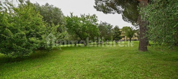 3 Schlafzimmer Villa in Pisa, Italy, Nr. 72334 50