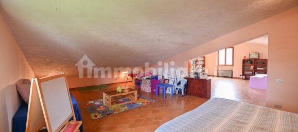 3 Schlafzimmer Villa in Pisa, Italy, Nr. 72334 36