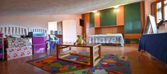 3 Schlafzimmer Villa in Pisa, Italy, Nr. 72334 37