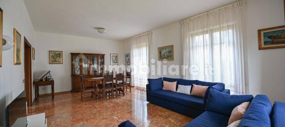 3 Schlafzimmer Villa in Pisa, Italy, Nr. 72334 7