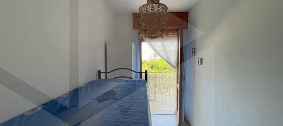 1 bedroom Apartment in Manfredonia, Italy No. 23495 24