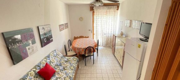 1 bedroom Apartment in Manfredonia, Italy No. 23495 9