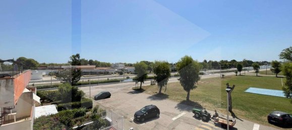 1 bedroom Apartment in Manfredonia, Italy No. 23495 23