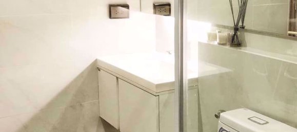 1 bedroom Condo in Khlong Toei, Thailand No. 10112 6