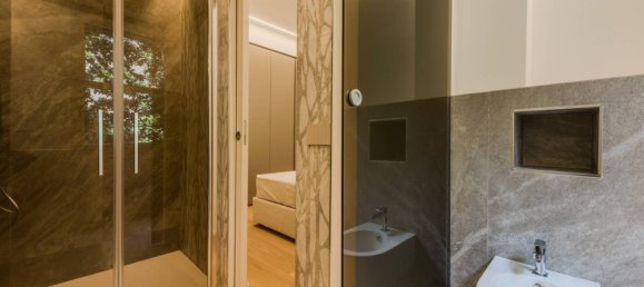 1 bedroom Apartment in Milan, Italy No. 381252 18