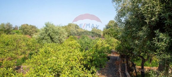 Земельный участок 3800м² в Ачиреале, Италия № 234713 15