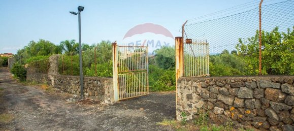 Земельный участок 3800м² в Ачиреале, Италия № 234713 2