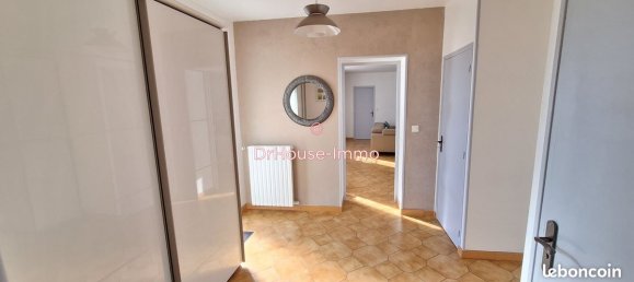 4 bedrooms House in Chateau-Thierry, France No. 42636 4