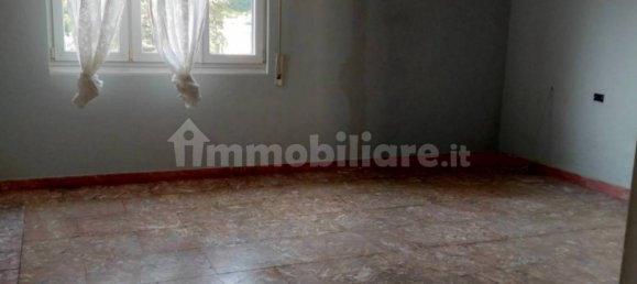 Apartamento de 2 dormitorios en La Spezia, Italy No. 154279 6