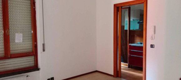 4 rooms Apartment in Genoa, Italy No. 76864 11
