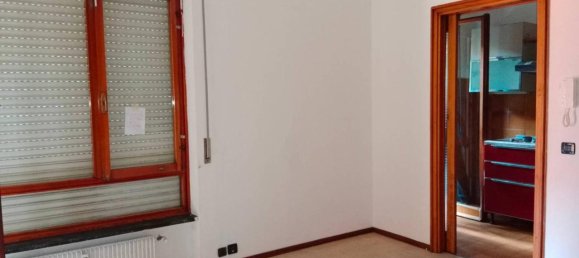 4 rooms Apartment in Genoa, Italy No. 76864 13