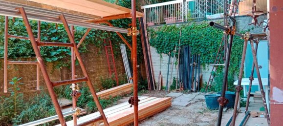 4 rooms Apartment in Genoa, Italy No. 76864 2