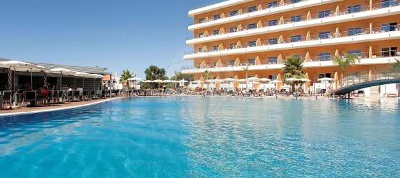 1828m² Hotel in Albufeira, Portugal No. 50900 2