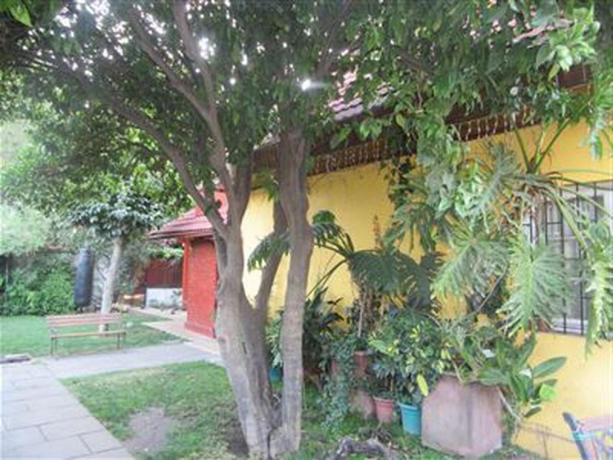 7 bedrooms House in Santiago, Chile No. 1681