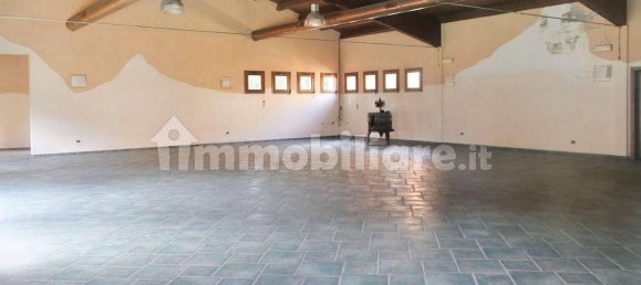 Коммерческая недвижимость 1280м² в Кампилья Мариттима, Италия № 351316 5