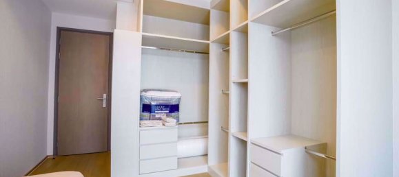 Condominio de 2 dormitorios en Bang Rak, Thailand No. 9995 10