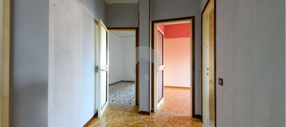 6 rooms Apartment in Reggio Emilia, Italy No. 134855 14