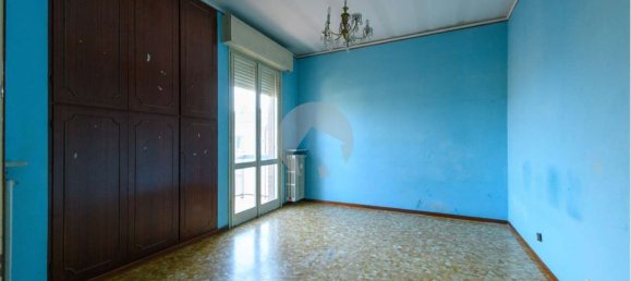 6 rooms Apartment in Reggio Emilia, Italy No. 134855 19