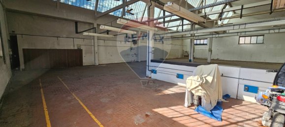 900m² Warehouse in Parabiago, Italy No. 265350 17