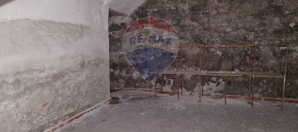 900m² Warehouse in Parabiago, Italy No. 265350 50