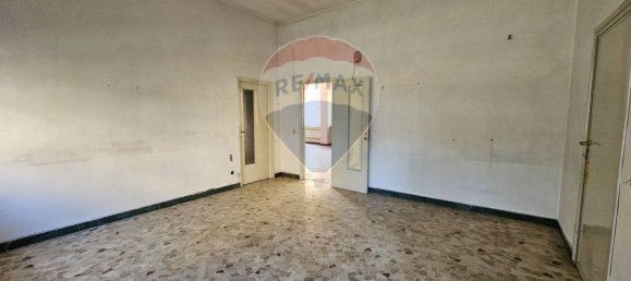 900m² Warehouse in Parabiago, Italy No. 265350 23