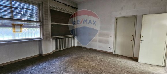 900m² Warehouse in Parabiago, Italy No. 265350 25