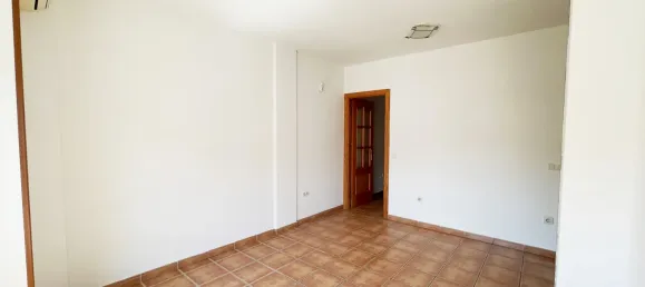 2 Schlafzimmer Wohnung in Puerto De La Torre, Spain, Nr. 133443 3