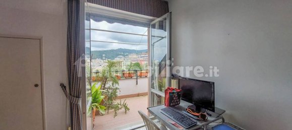 2 bedrooms Penthouse in Genoa, Italy No. 70149 6