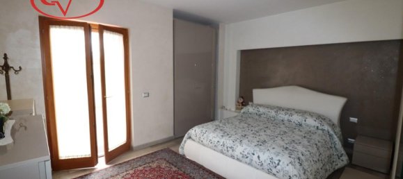 4 rooms House in Bucine, Italy No. 233862 16