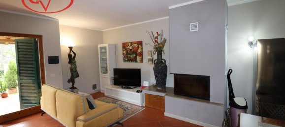 4 rooms House in Bucine, Italy No. 233862 6