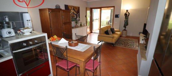 4 rooms House in Bucine, Italy No. 233862 4