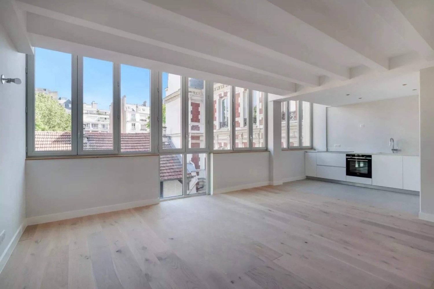 2 bedrooms Duplex in Paris, France No. 123780