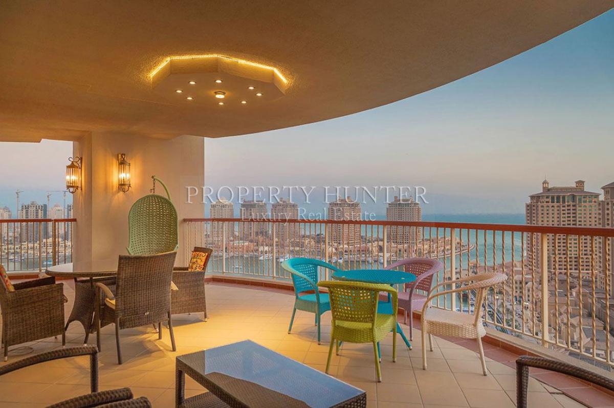 4 bedrooms Apartment in The Pearl, Qatar No. 158