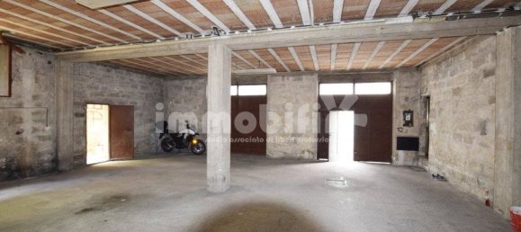 131m² Garage in Oria, Italy No. 172880 2