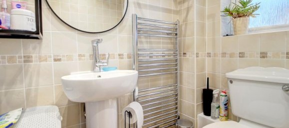 2 bedrooms House in Bordon, United Kingdom No. 10764 12