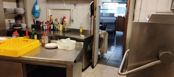 3-Zimmer Gewerbliche Immobilie in Rome, Italy, Nr. 102980 13