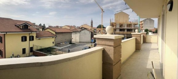 3 rooms Apartment in Pianezza, Italy No. 86227 6