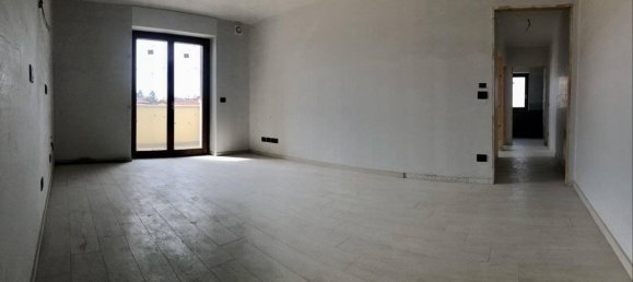 3 rooms Apartment in Pianezza, Italy No. 86227 2