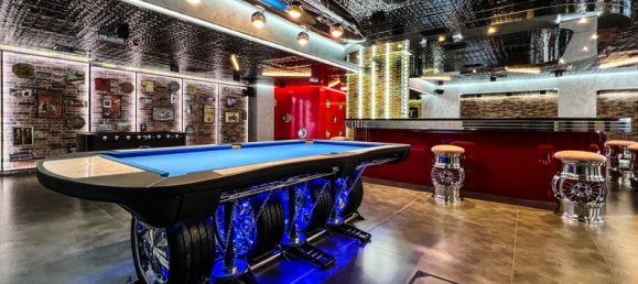 7 bedrooms Villa in Emirates Hills, UAE No. 3654 11