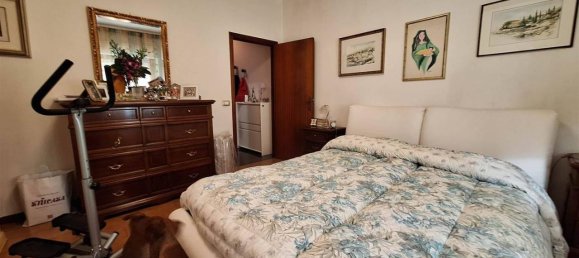 5 rooms Apartment in Treia, Italy No. 30854 8