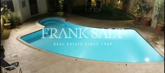 4 bedrooms Bungalow in Naxxar, Malta No. 8736 11