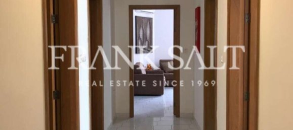 4 bedrooms Bungalow in Naxxar, Malta No. 8736 15